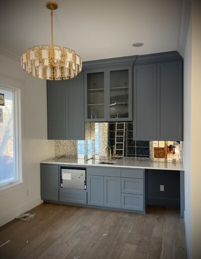 granite-countertop-custom-glass-cabinets